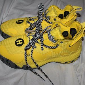 Size 6.5 Adidas Harden VOL.6 J Black Taxi Yellow Basketball Shoes GZ2013